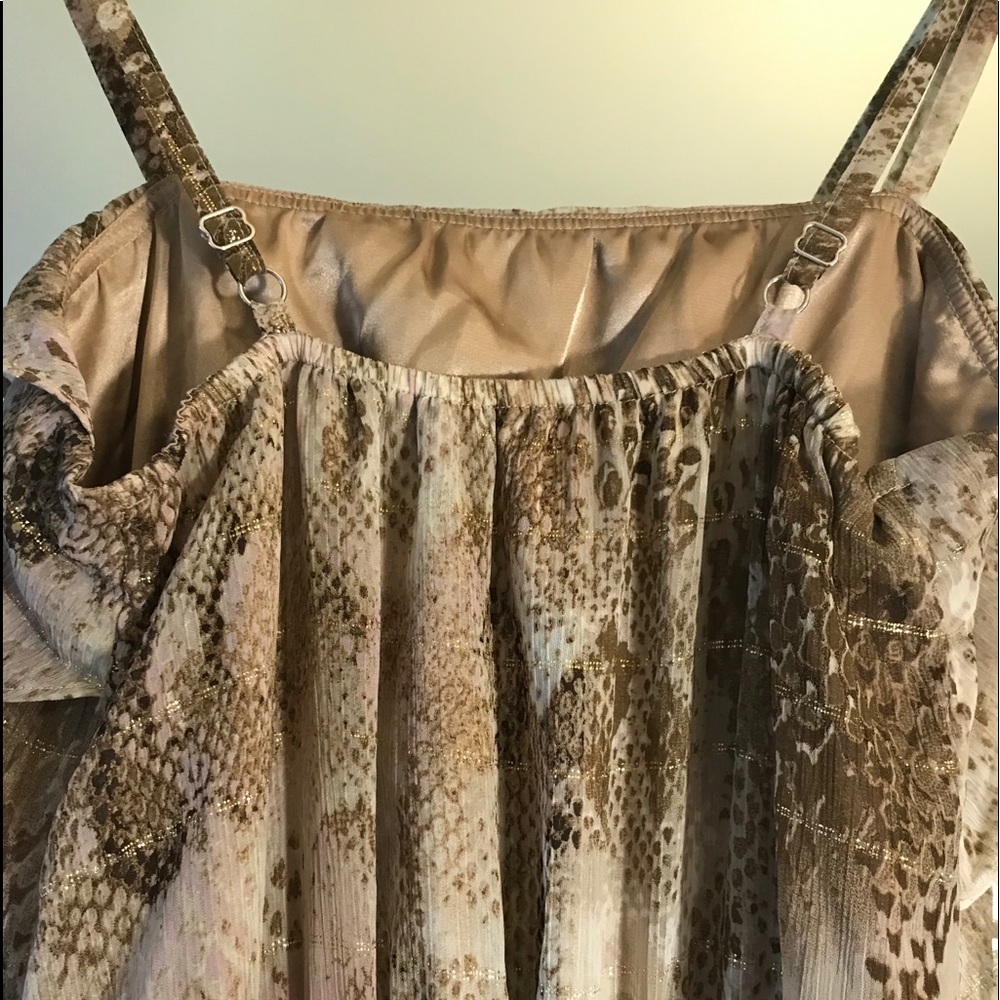 Maxi Dress - Express 🤎 - Picture 2 of 8